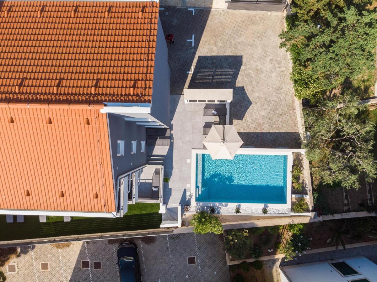 Summer Breeze Pool Apartments Novalja Ngoại thất bức ảnh