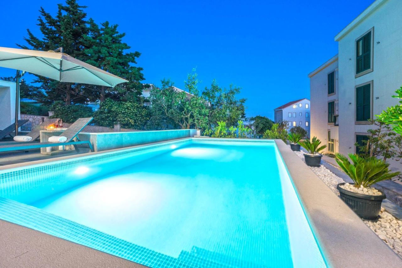 Summer Breeze Pool Apartments Novalja Ngoại thất bức ảnh